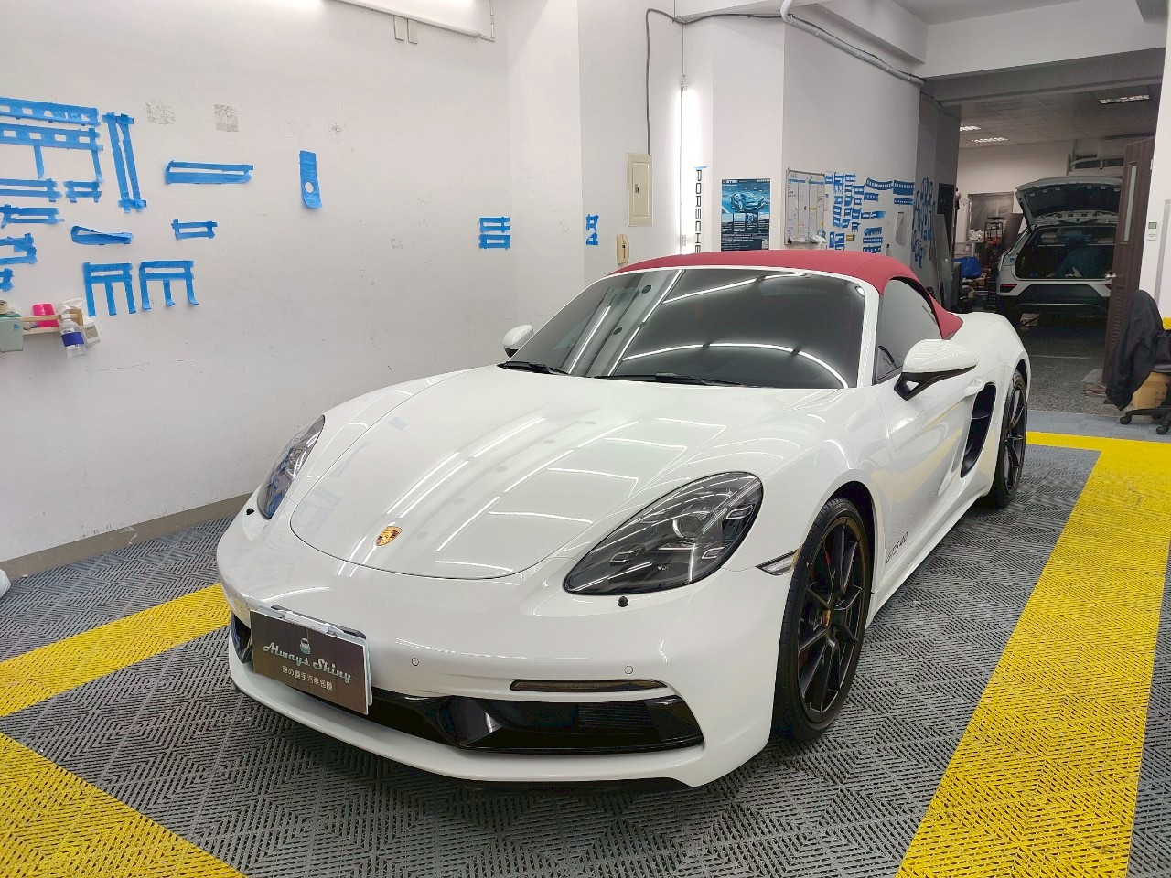 Porsche 718 Boxster
